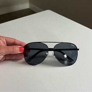 QUAY Vivienne Sunglasses